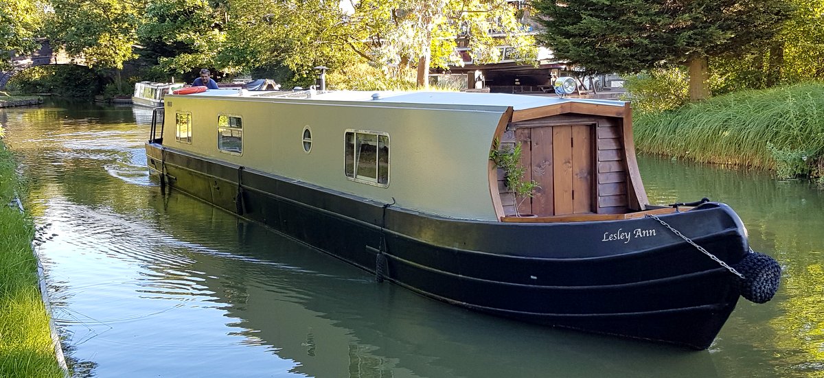 Luxury Canal Boat Hire Boutique Narrowboat Holidays Foxton Locks